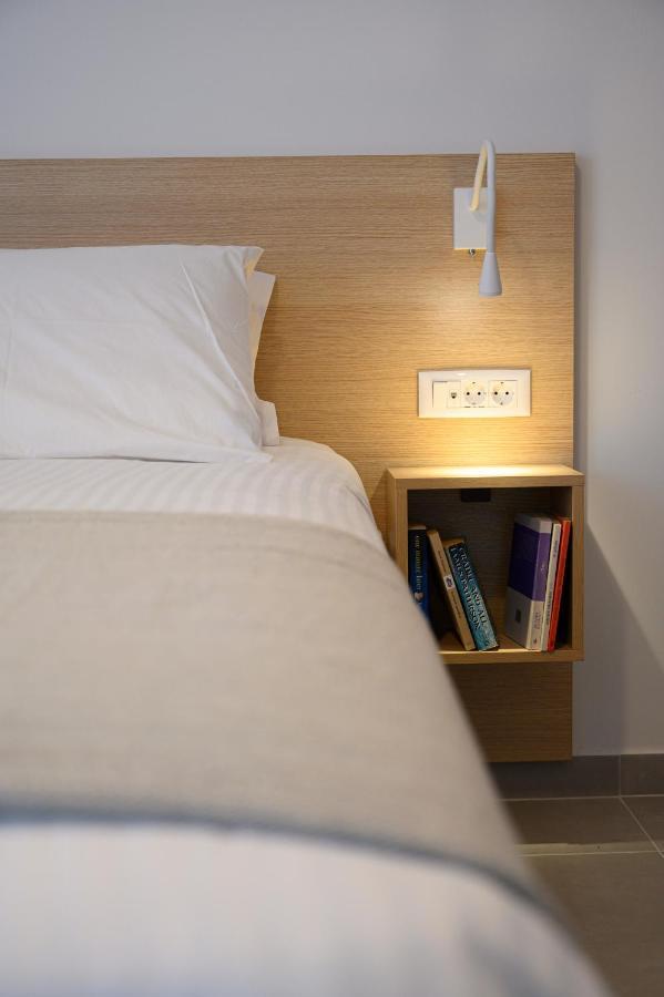 Apartment Sea And Luxurious